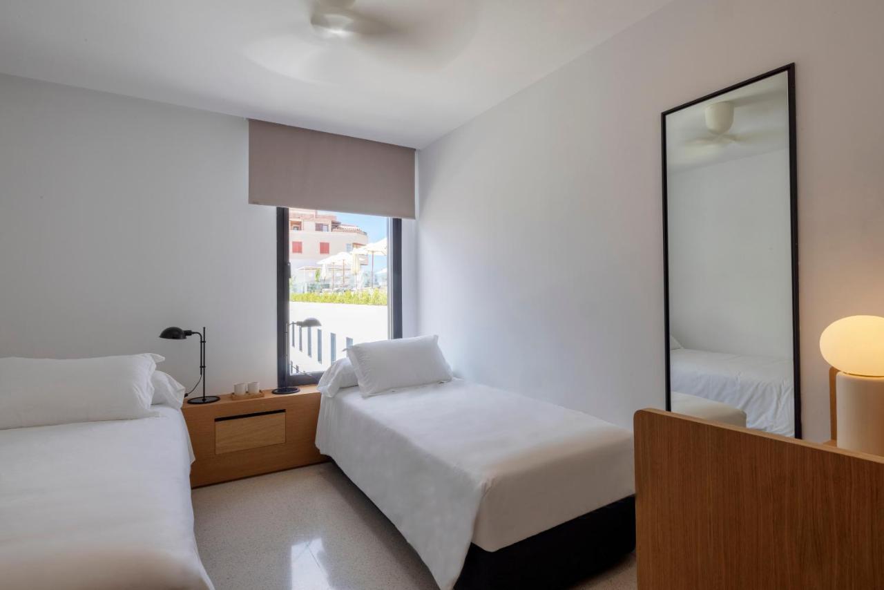 Double Room,1286278777:JPEG