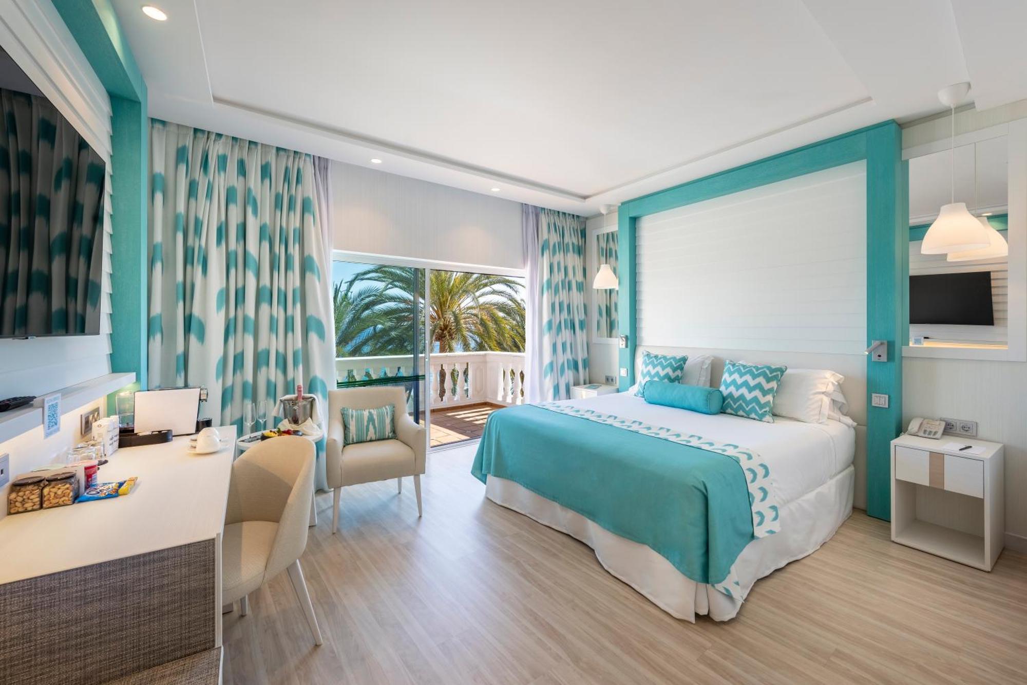 Premium Double or Twin Room,1554159631:JPEG