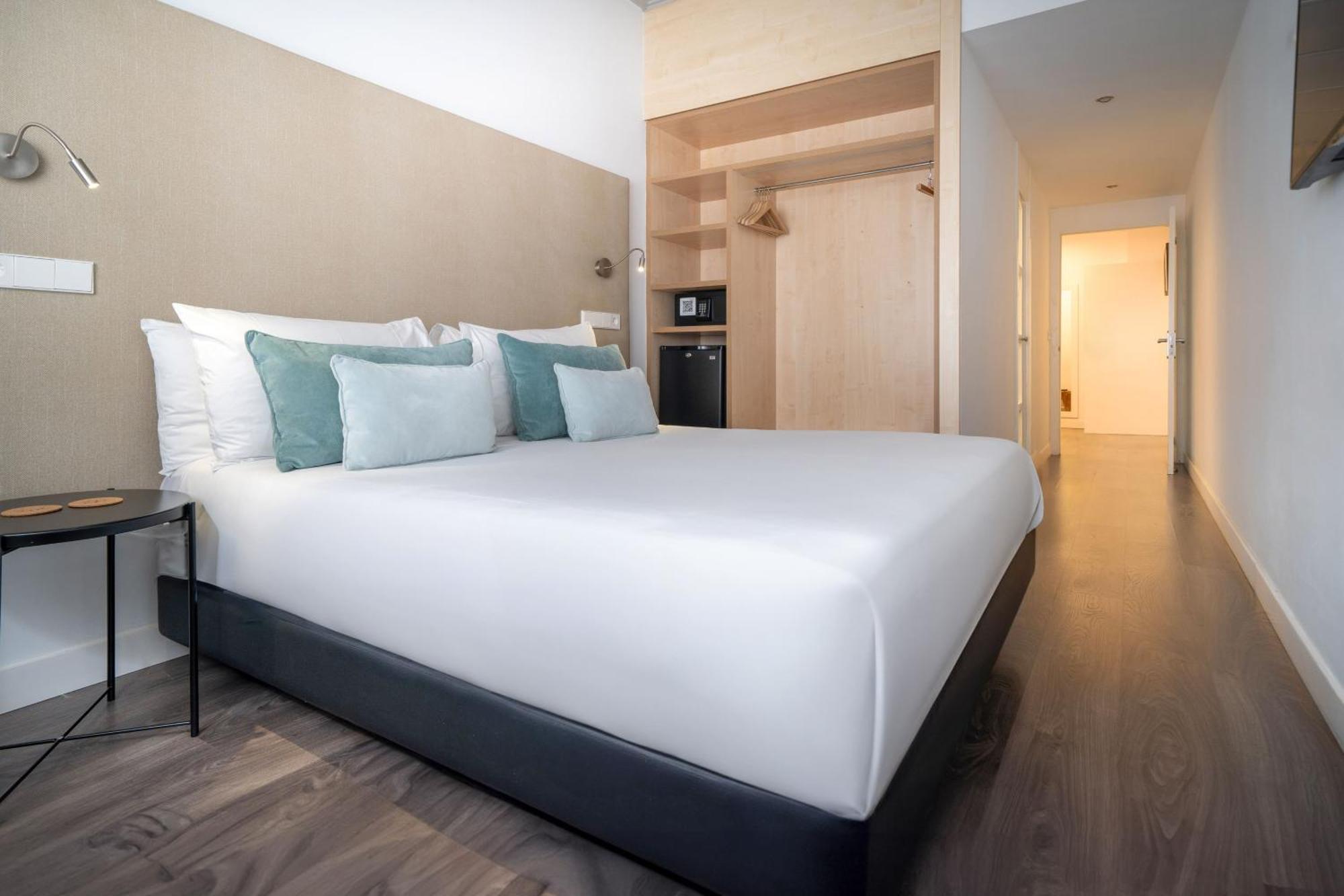 Double or Twin Room,1771494254:JPEG